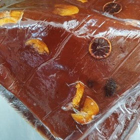 لواشک همراه با تکه های میوه